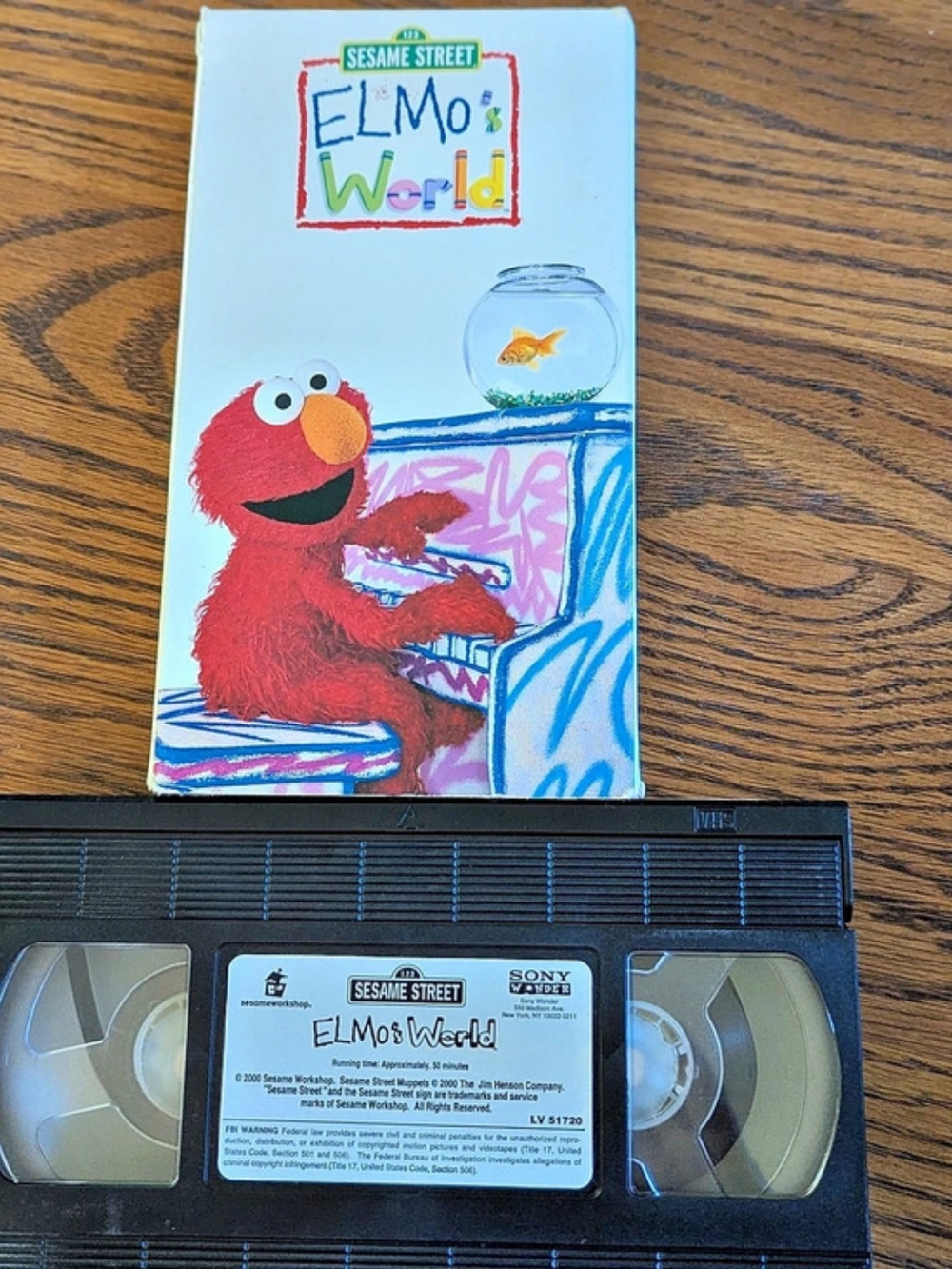 Sony Wonder Sesame Street: Elmo's World VHS Tape